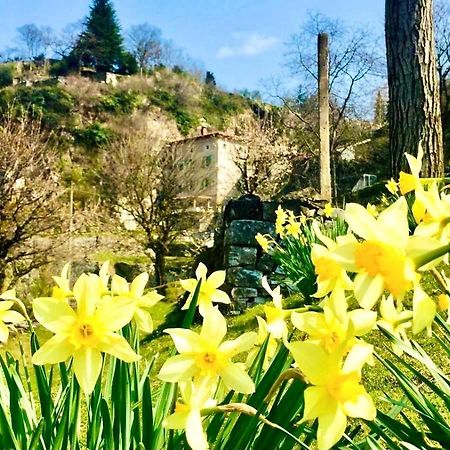 La Casa Sulla Collina Del Castello Βίλα Breno Εξωτερικό φωτογραφία