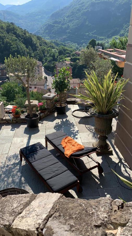 La Casa Sulla Collina Del Castello Βίλα Breno Εξωτερικό φωτογραφία