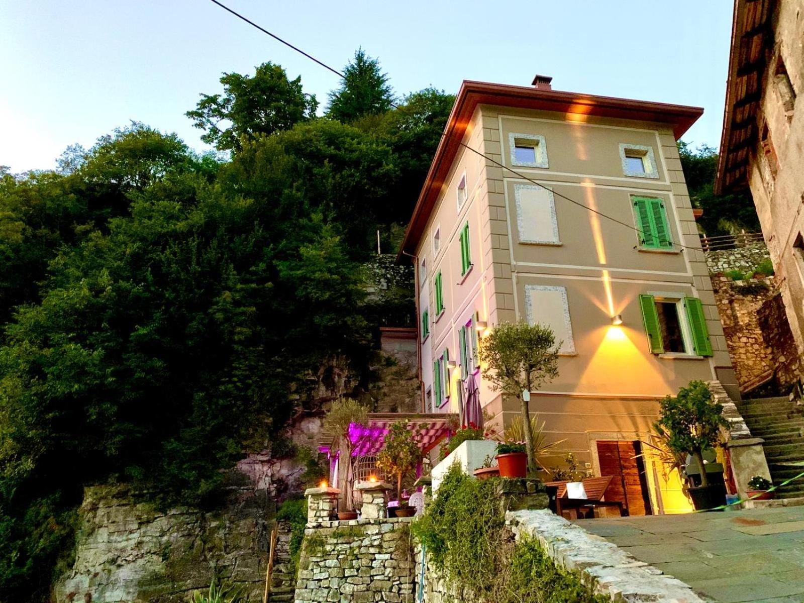La Casa Sulla Collina Del Castello Βίλα Breno Εξωτερικό φωτογραφία